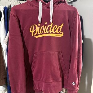 H&M Divided Men’s Burgundy hoodie Size M